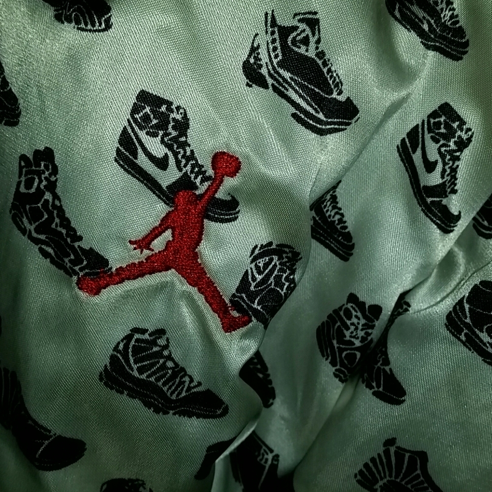 RARE!!! Authentic Reversible Jordan jacket - Picture 8 of 8